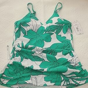 Liz Claiborne swim top-NEW sz 6